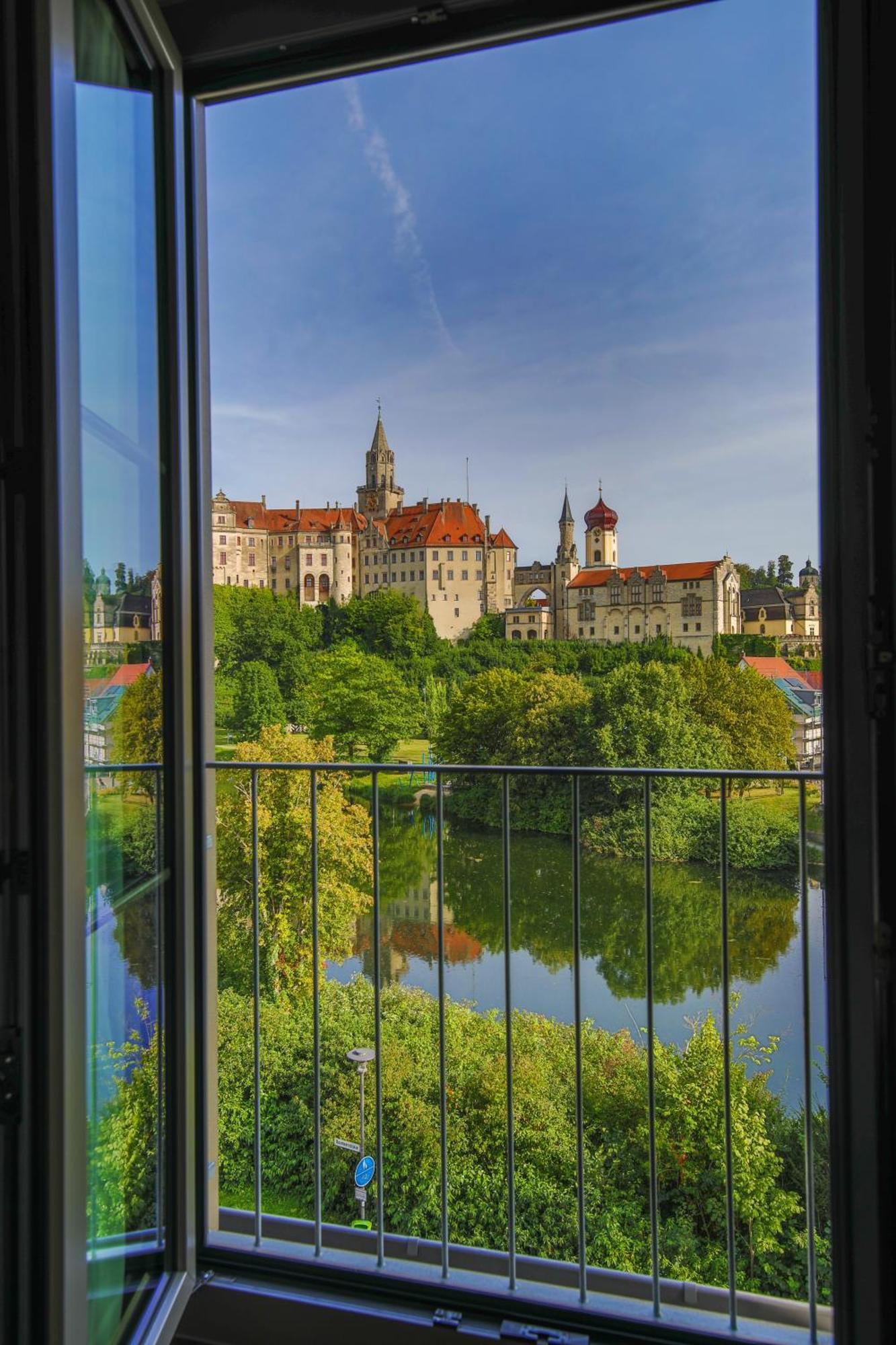 Karls Hotel Sigmaringen Exteriör bild