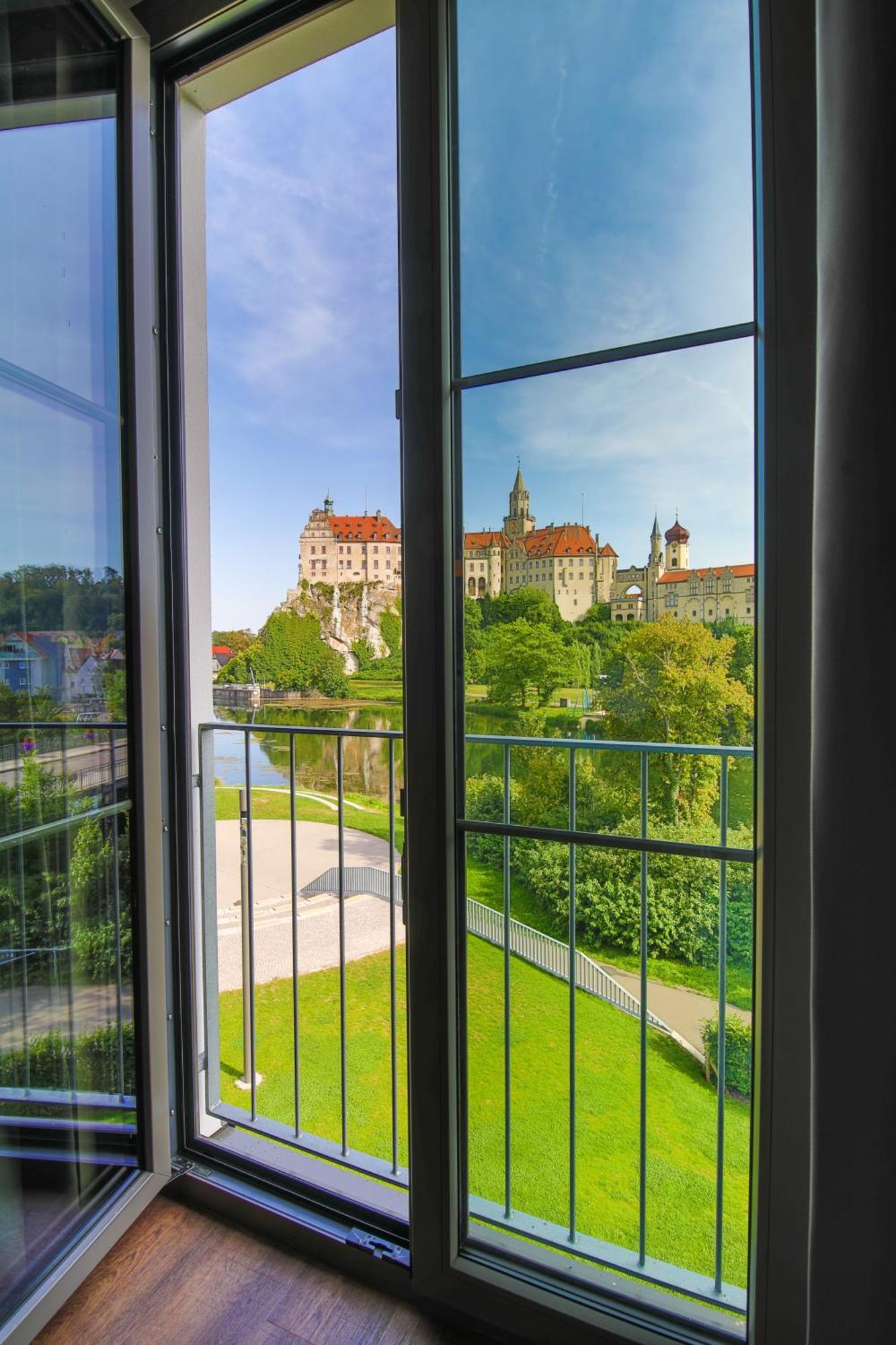 Karls Hotel Sigmaringen Exteriör bild